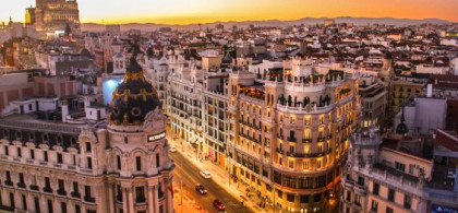 Barcelone de nuit pour présenter le congrès NetEvent IT Spotlight a rassemblé un panel d’experts à Barcelone autour de la problématique du futur des technologies bancaires.